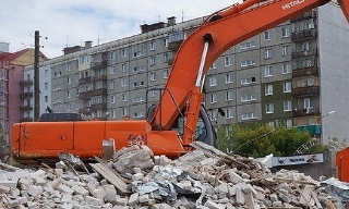 Вывоз строительного мусора с участка в Бердске недорого от 1530 руб. | 2Землекопа-Брд